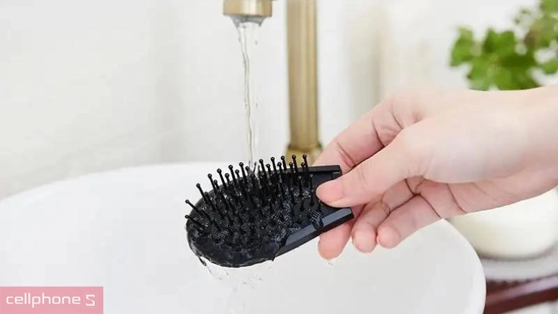 Lược chải ion Panasonic EH-HE10VP421 - Giữ mái tóc gọn gàng, bóng mượt