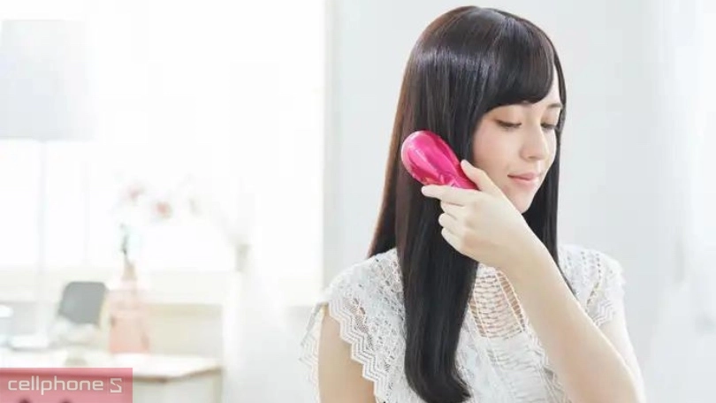 Lược chải ion Panasonic EH-HE10VP421 - Giữ mái tóc gọn gàng, bóng mượt