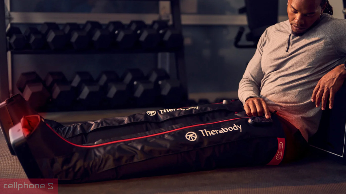 Therabody Jetboots Pro Plus hỗ trợ phục hồi cơ bắp bằng nén khí
