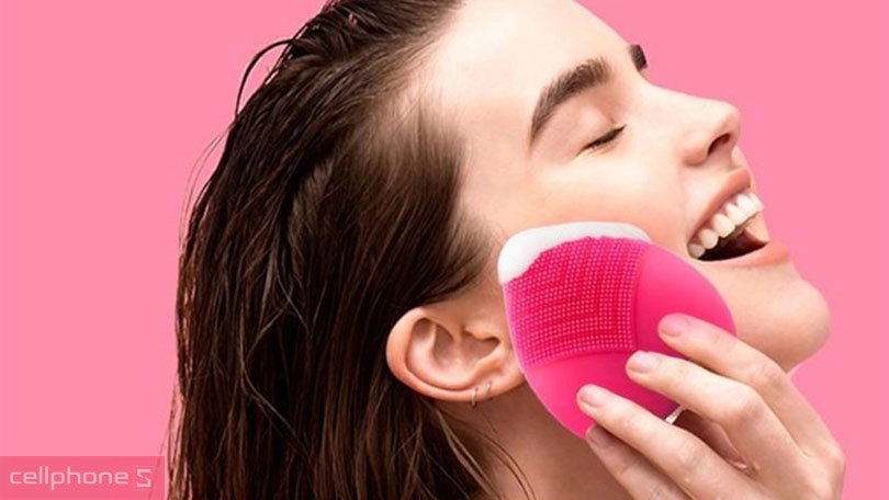 Sử dụng máy rửa mặt có những lợi ích gì