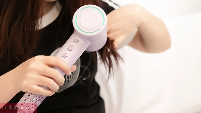 Tích hợp công nghệ sấy ion làm mượt tóc