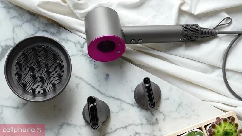 Máy sấy tóc Dyson sang trọng, tinh tế