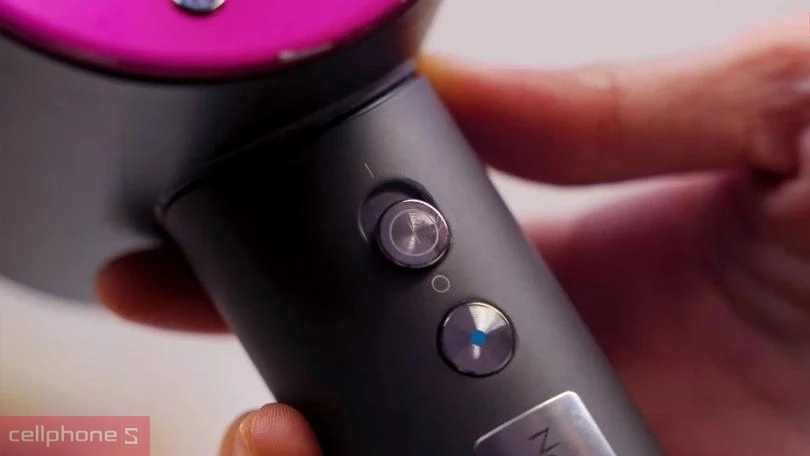 Máy sấy tóc Dyson dễ dàng điều chỉnh nhiệt độ