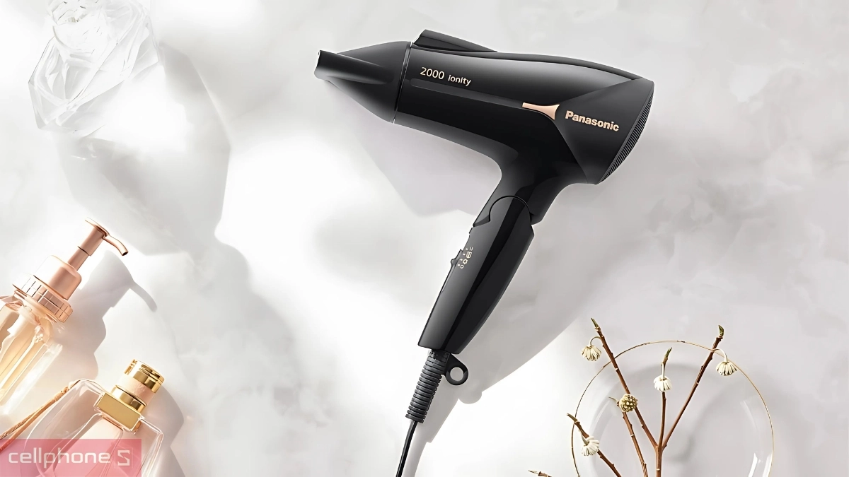 Công nghệ sấy hiện đại của máy sấy tóc Panasonic Ionity EH-NE66-K645 2000W