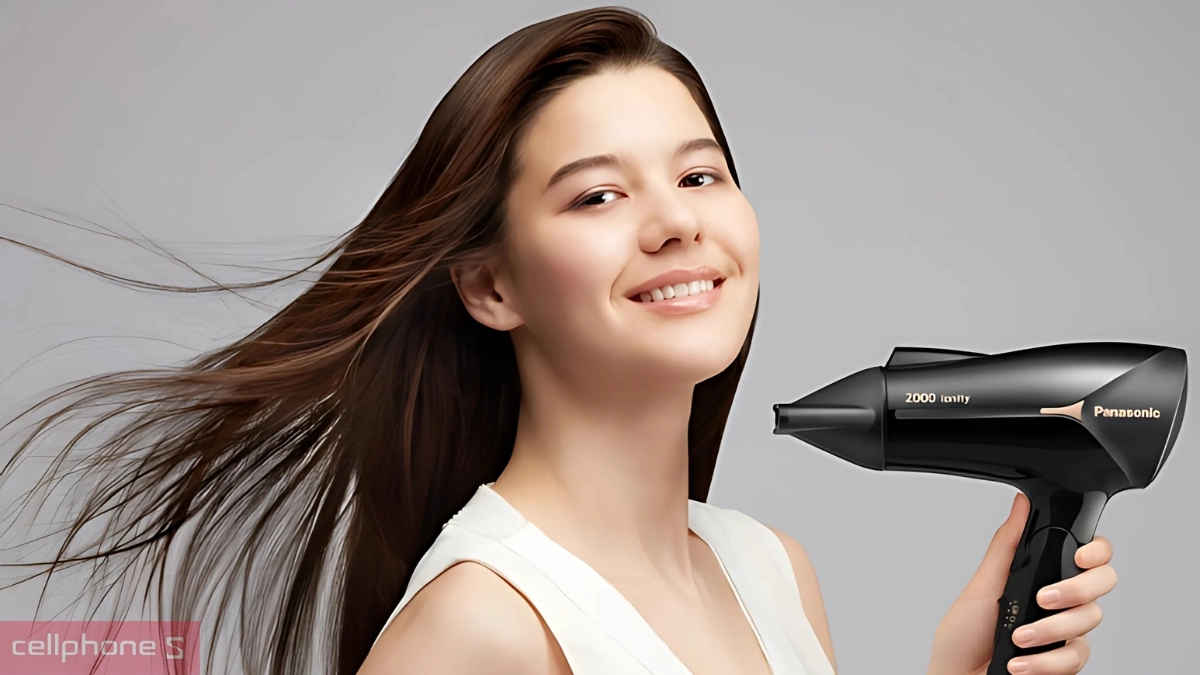 Tốc độ sấy, khả năng bảo vệ tóc của máy sấy tóc Panasonic Ionity EH-NE66-K645 2000W