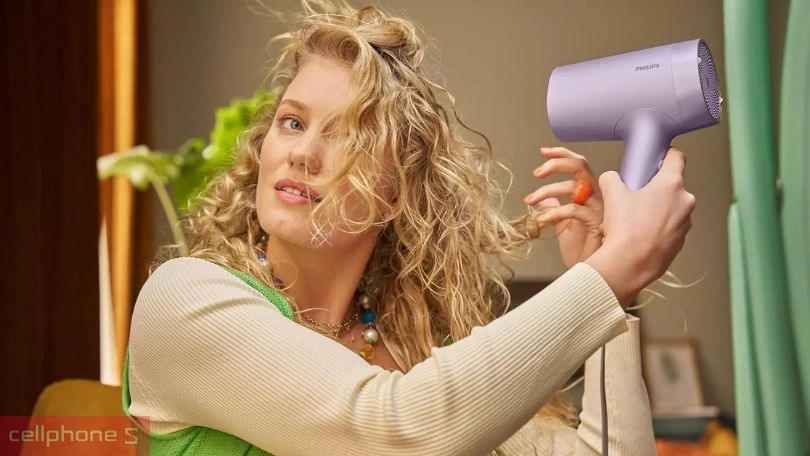 Vì sao nên mua máy sấy tóc Philips BHD720/10 1800W
