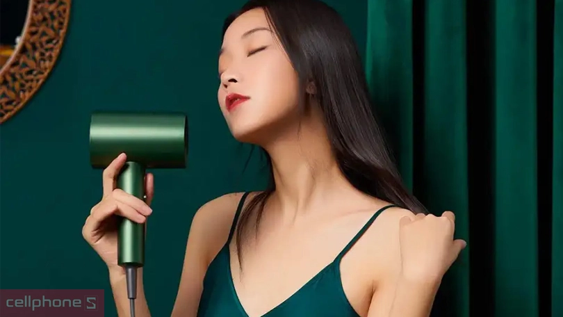 Máy sấy tóc Showsee A5-G - Kiểu dáng sang trọng, công suất sấy mạnh mẽ