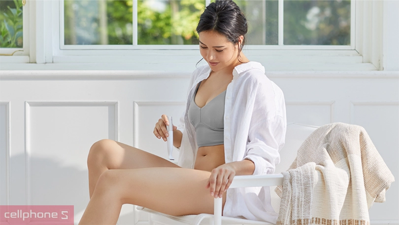 Máy làm sạch lông cho nữ Panasonic ES-WV62BH202