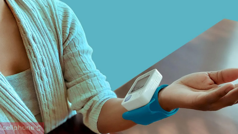 Thiết kế máy đo huyết áp cổ tay