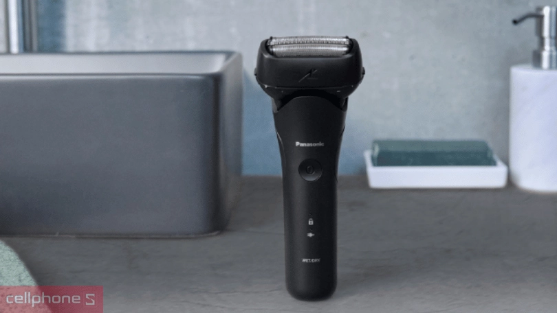 Vì sao nên mua máy cạo râu Panasonic ES-LT2B-K751?
