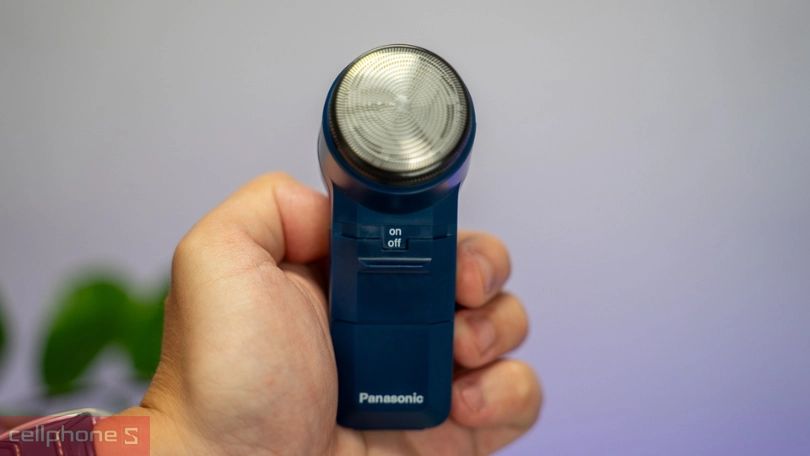 Vì sao nên mua máy cạo râu Panasonic ES534DP527?