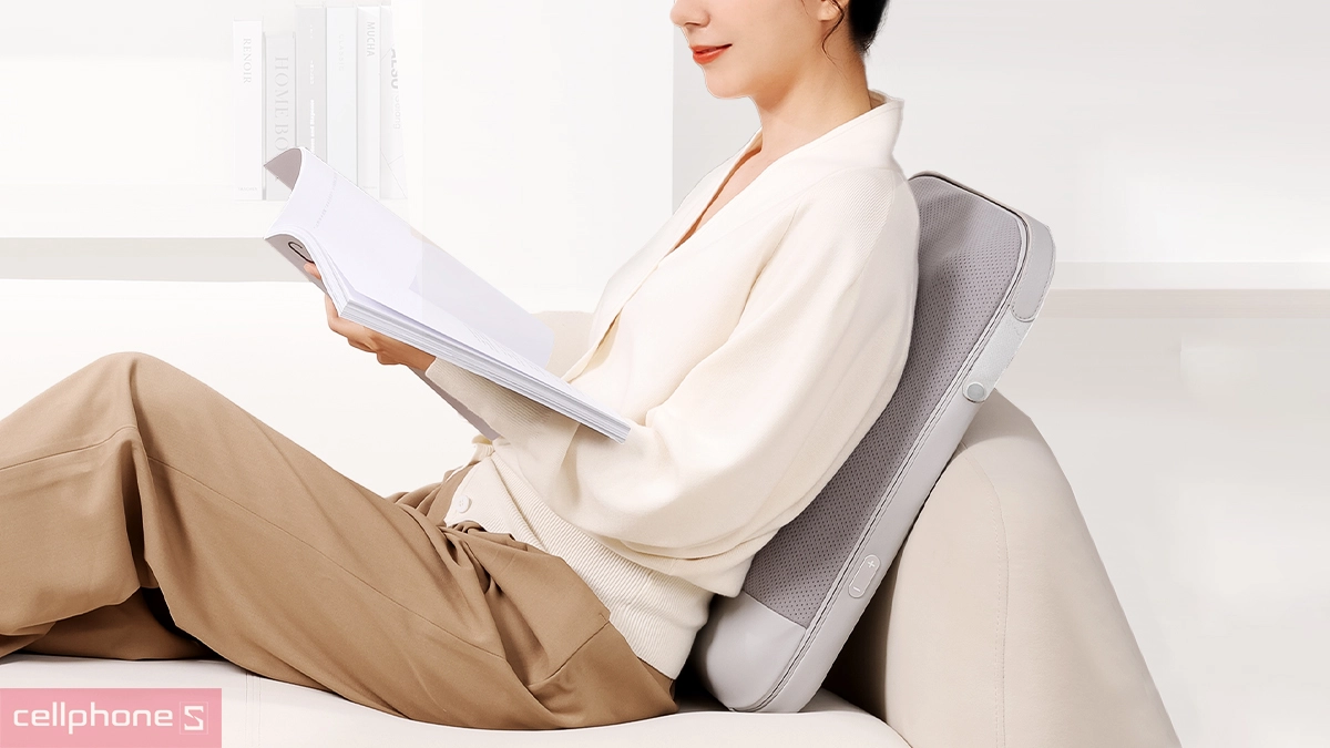 Hệ thống massage đa điểm, tác động đều khắp lưng