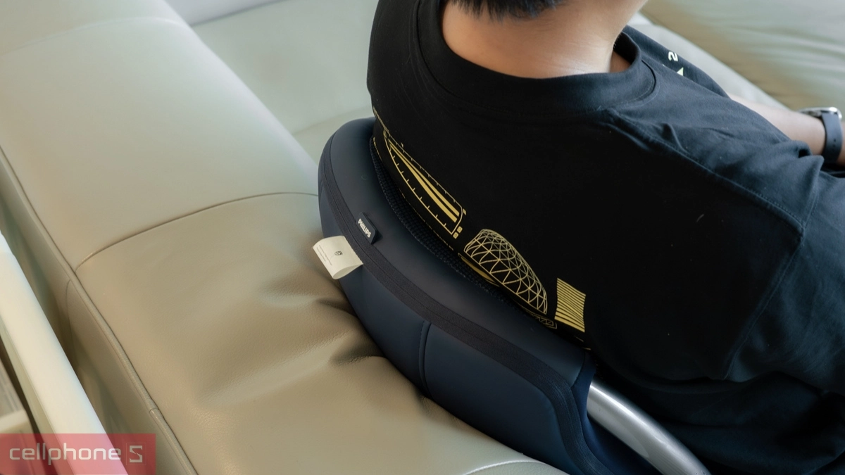 Máy Massage Lưng Philips PPM4501 - Máy massage có kiểu dáng công thái học với nhiều chế độ hoạt động