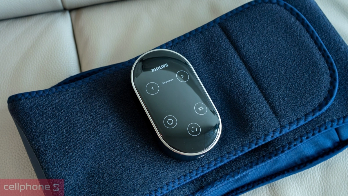 Máy massage lưng Philips PPM4721 - Bảng điều khiển cảm ứng hiện đại, thời lượng sử dụng lớn