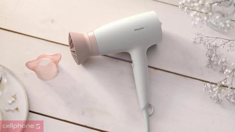 Ưu nhược điểm cơ bản của máy sấy tóc