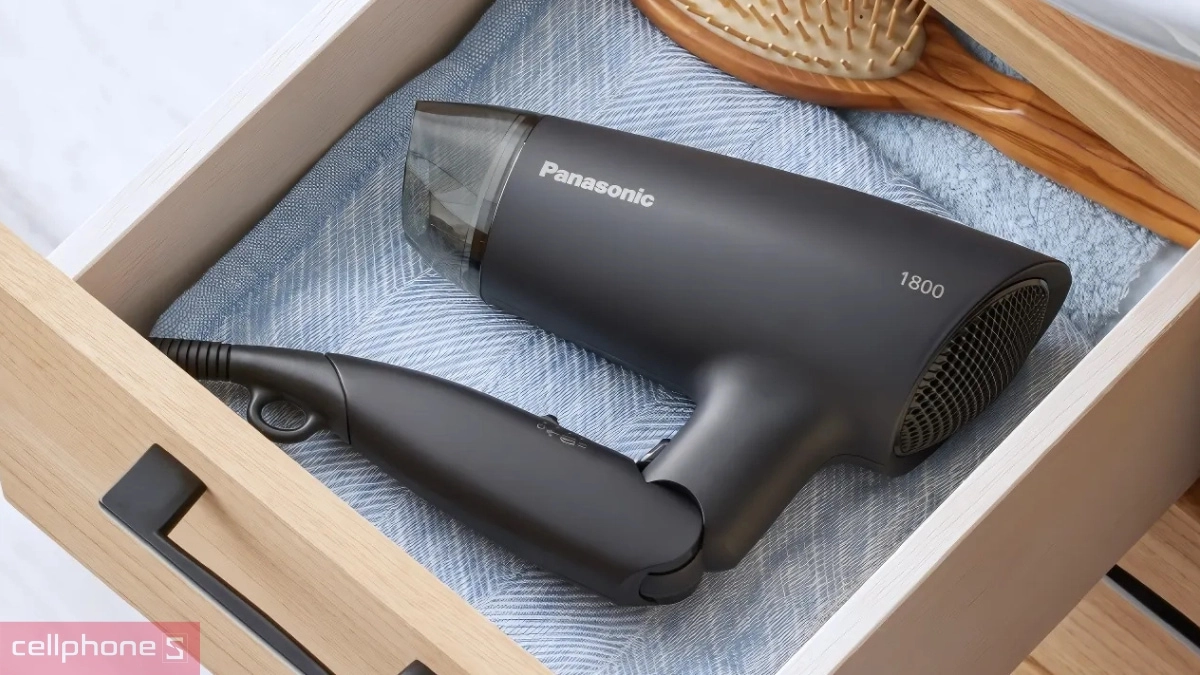 Thiết kế máy sấy tóc Panasonic EH-ND37-K645 1800W