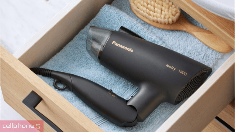 Thiết kế máy sấy tóc Panasonic EH-NE27-K645