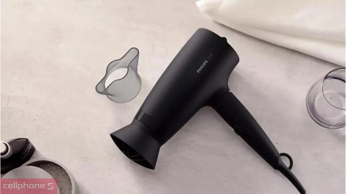 Công nghệ máy sấy tóc Philips BHD308/10 1600W