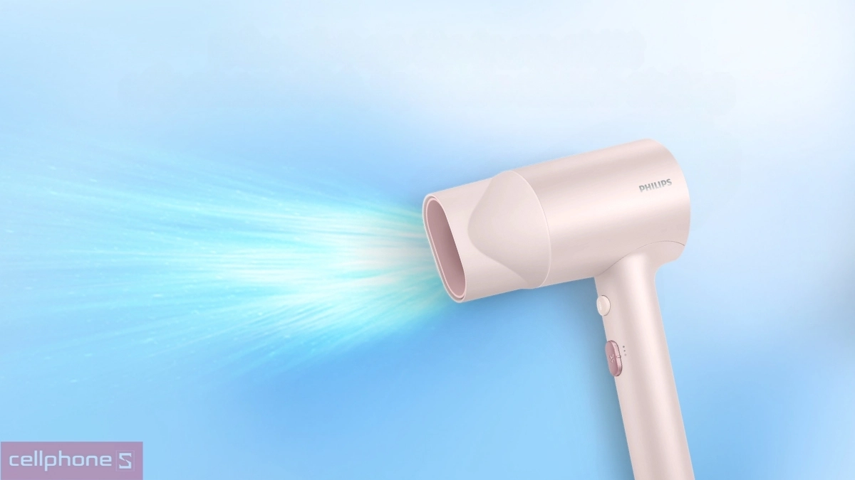 Tóc khô nhanh với công suất 1600W mạnh mẽ