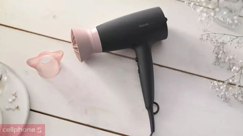 Chọn máy sấy tóc Philips theo tiện ích Chọn máy sấy tóc Philips theo tiện ích