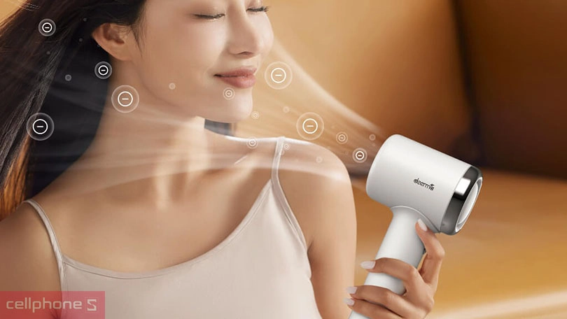 Công suất, công nghệ của máy sấy tóc tốc độ cao Deerma DEM-CF50W