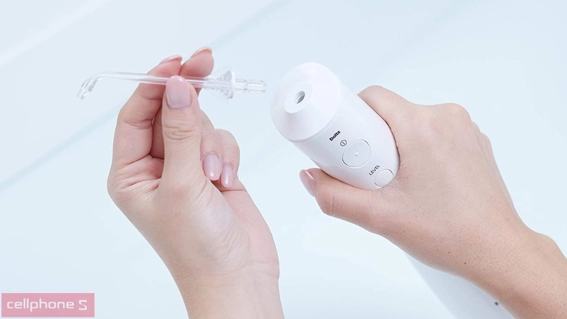 Hướng dẫn sử dụng tăm nước Panasonic đúng cách cho người mới