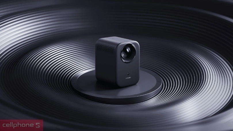 Hỗ trợ màn chiếu tối đa 120 inch cùng chuẩn âm thanh Dolby Audio