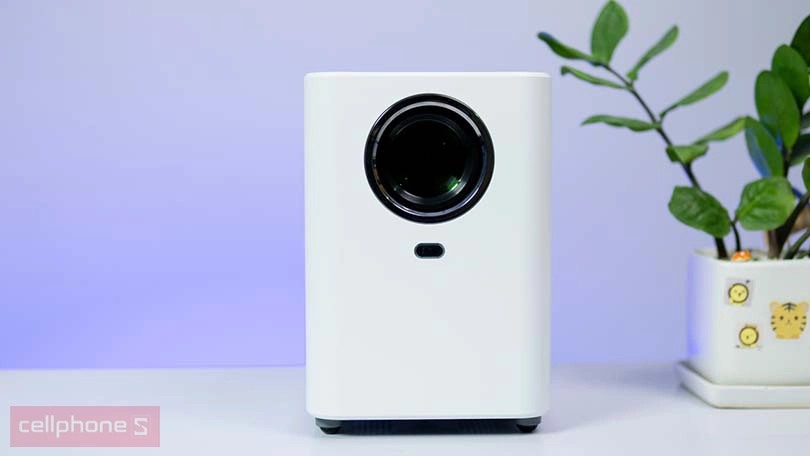 Đánh giá máy chiếu Beecube Xtreme