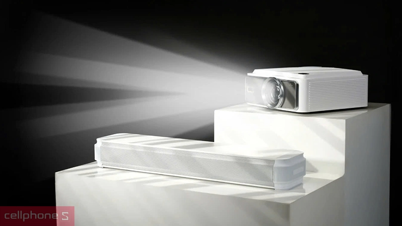 Thiết kế ngang thông minh với chân Stanđii, tính năng tự động tân tiến