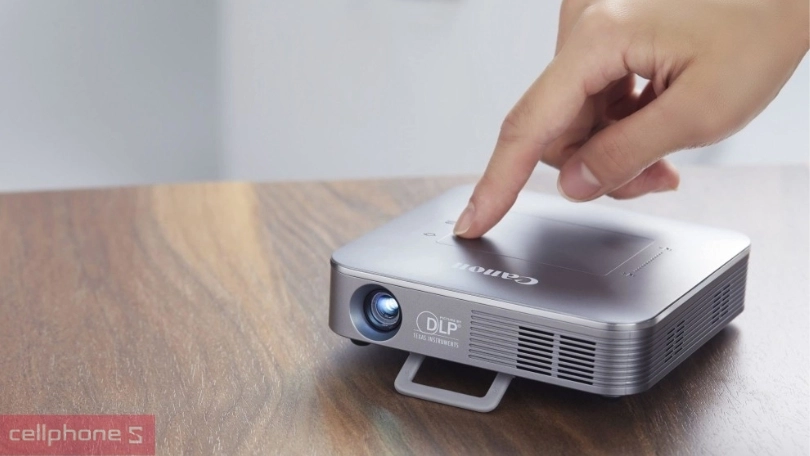 Cách sử dụng máy chiếu cơ bản nhất