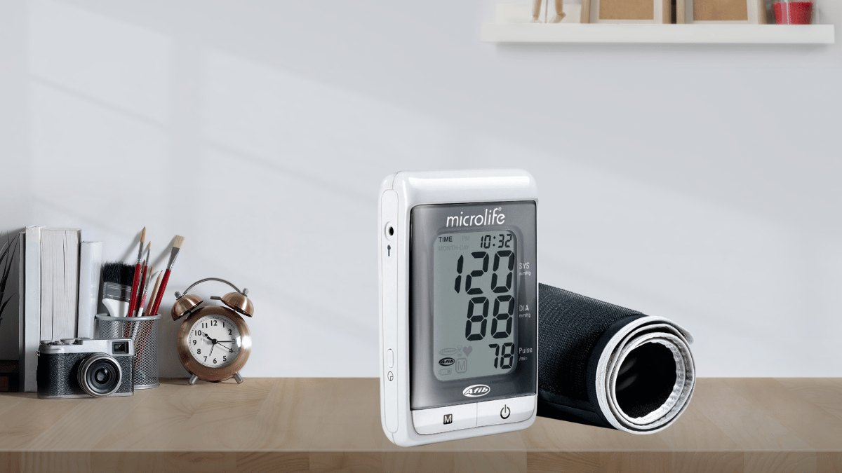Máy đo huyết áp bắp tay Microlife
