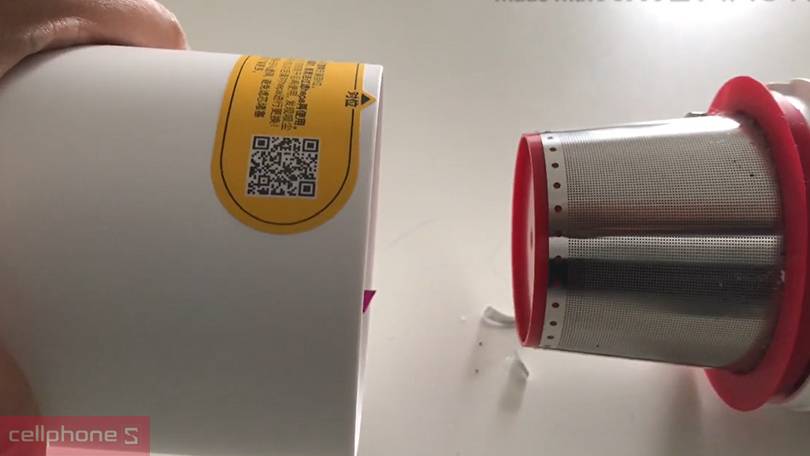 Cách dùng máy hút bụi cầm tay Deerma VC01 đơn giản cho người mới bắt đầu