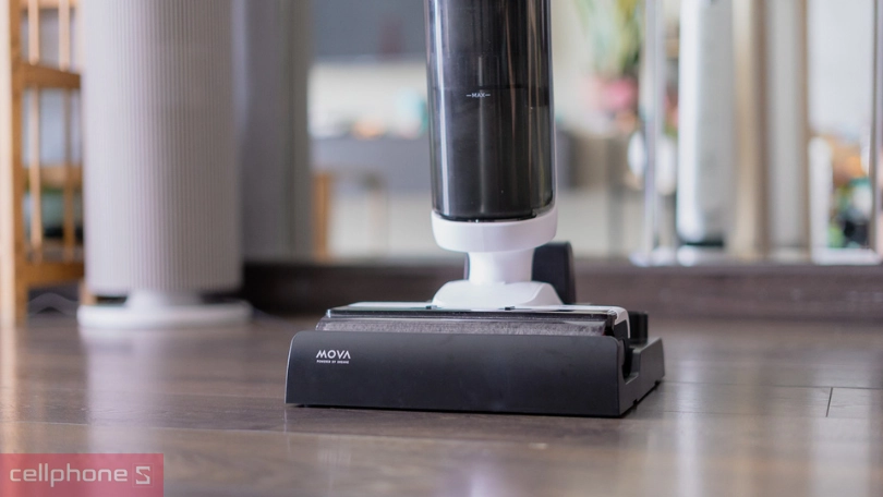 Tính năng xoay đảo chiều, chổi hai cạnh