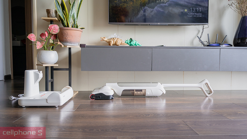 Tay cầm siêu nhẹ, cùng thiết kế xoay chuyển linh hoạt 90 độ