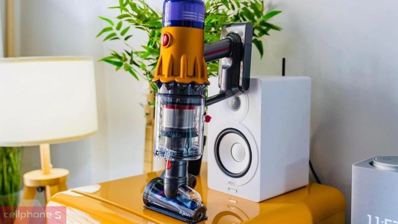 Máy hút bụi Dyson V12 Detect Slim Total Clean nhỏ gọn, hút sạch mọi bụi bẩn cực tốt