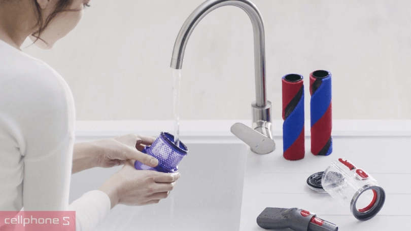 Pin nhỏ gọn, tháo lắp dễ dàng