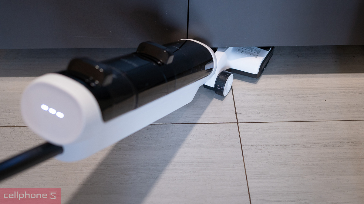 máy hút bụi giá rẻ Mova