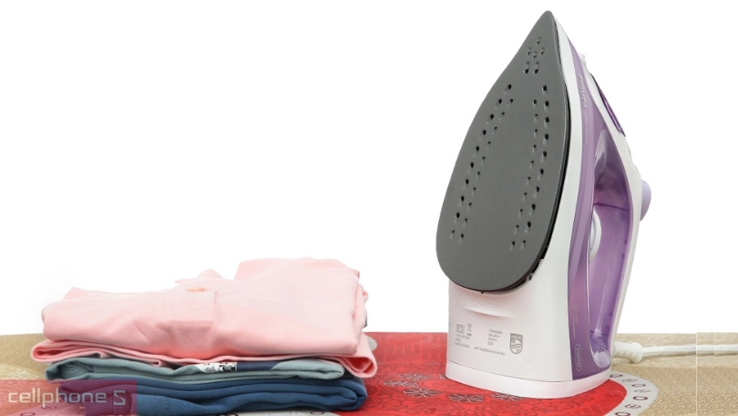 Bàn ủi hơi nước Philips DST1040/30 - Phun hơi nước nhanh, công suất 2000W ủi đồ hiệu quả