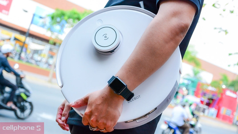 Giá robot hút bụi Ecovacs Deebot là bao nhiêu?