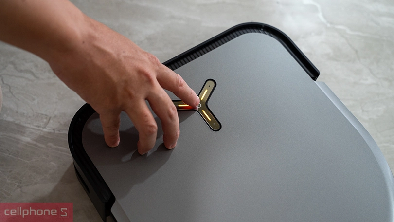 Hỗ trợ lập lịch làm sạch, điều khiển từ xa và trợ lý ảo YIKO