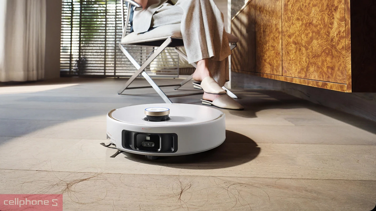 Tông màu sang trọng, đế sạc đa năng