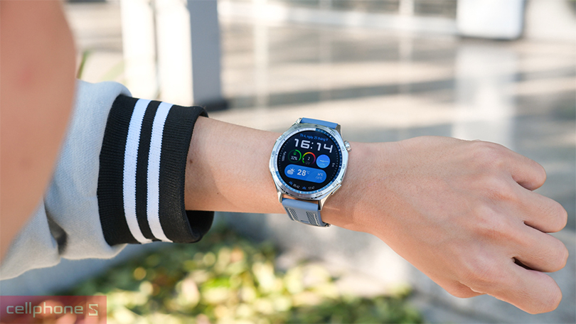 Vì sao nên mua đồng hồ thông minh Huawei Watch GT5 dây vải?