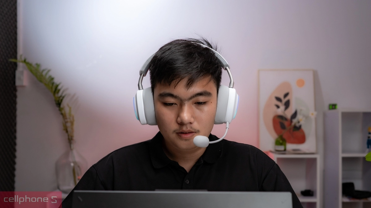 Tai nghe gaming Asus ROG Delta II âm thanh ấn tượng, sạc nhanh, pin đến 110 giờ