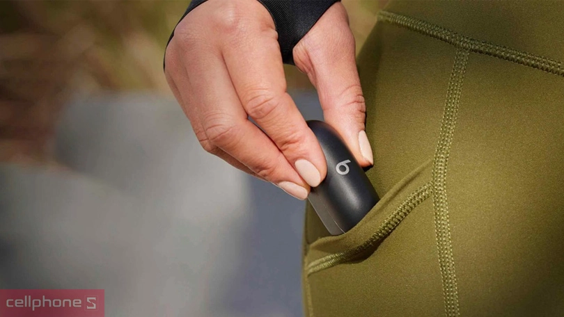 Tai nghe không dây Beats Solo Buds - Kiểu dáng năng động, chất âm lôi cuốn