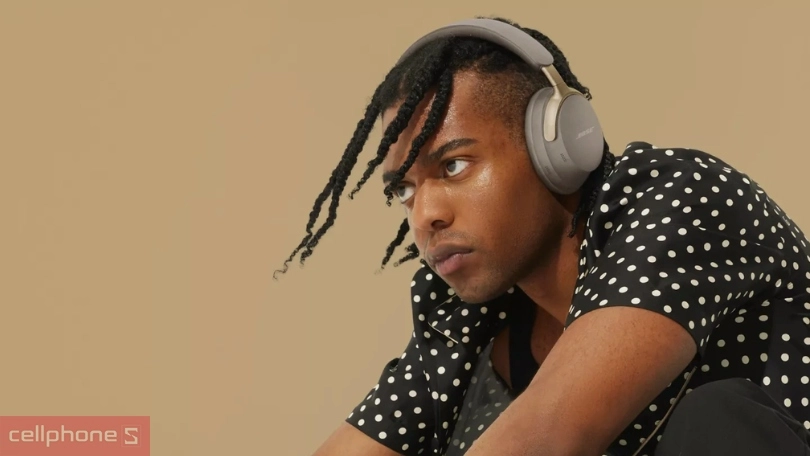 Thiết kế tai nghe chụp tai Bose Quietcomfort Ultra