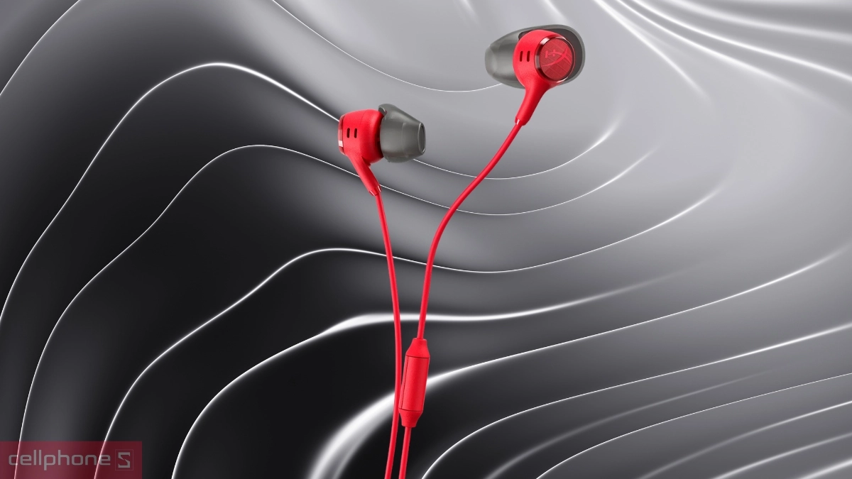 Kết nối có dây của tai nghe gaming HyperX Cloud Earbuds 3 giúp vận hành ổn định mọi lúc