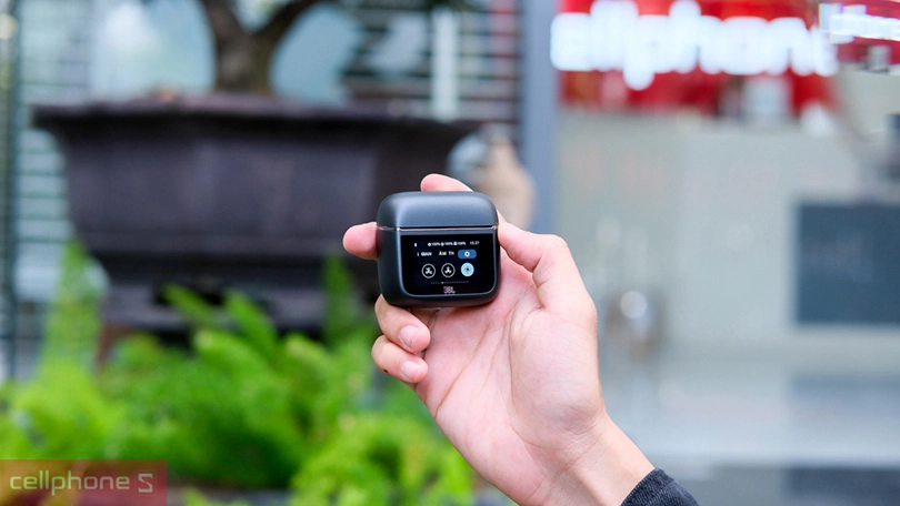 Khả năng chống ồn của tai nghe Bluetooth JBL Tour Pro 3