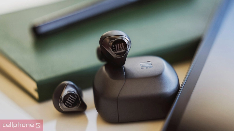 Tai nghe không dây JBL Club Pro Plus – Chất âm đỉnh cao, chống ồn chủ động