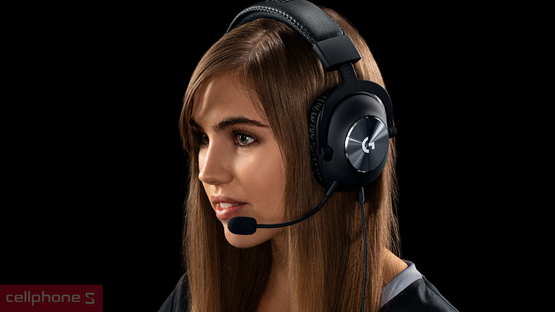 Thiết kế tai nghe chụp tai Logitech Pro X