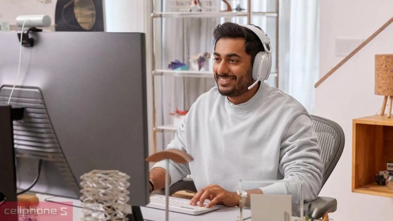 Cấu hình và công nghệ âm thanh của tai nghe chụp tai Logitech Zone Vibe 100